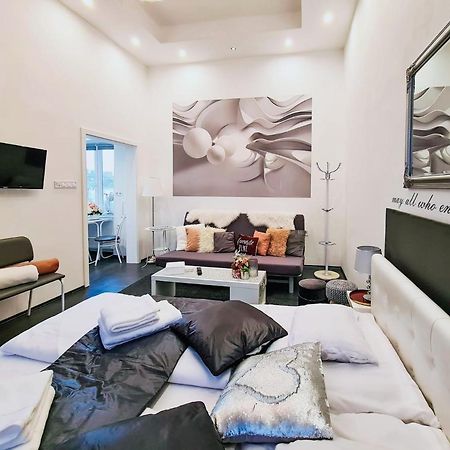 Modern Flat In City Center Budapešť Exteriér fotografie